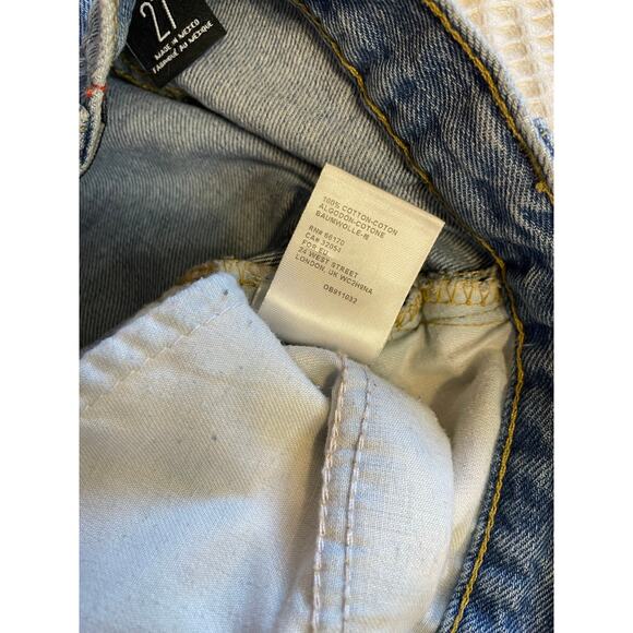 BDG Urban Outfitters Rolled Classic Mom High Rise Denim Shorts Size 27 Summer - Picture 11 of 12